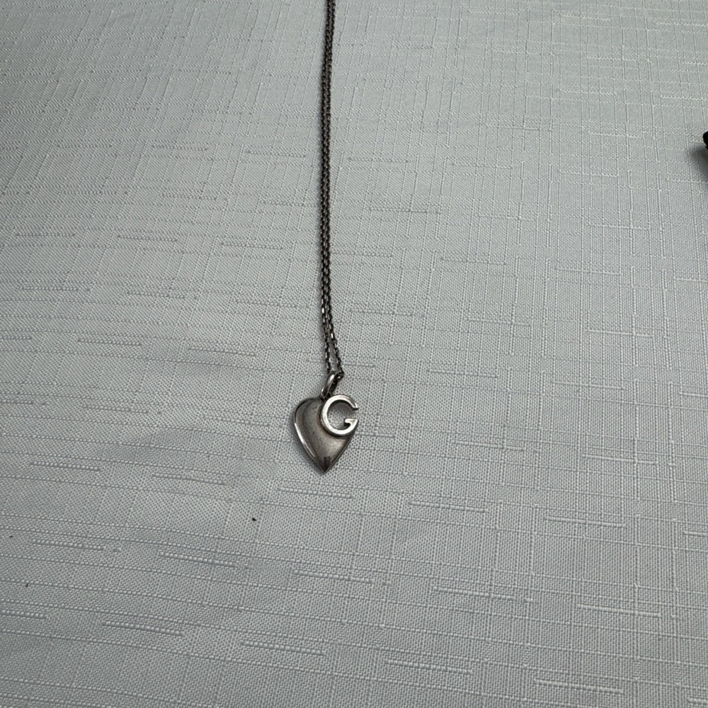 Gucci Silver Heart Necklace with G Logo - Picture 6 of 14